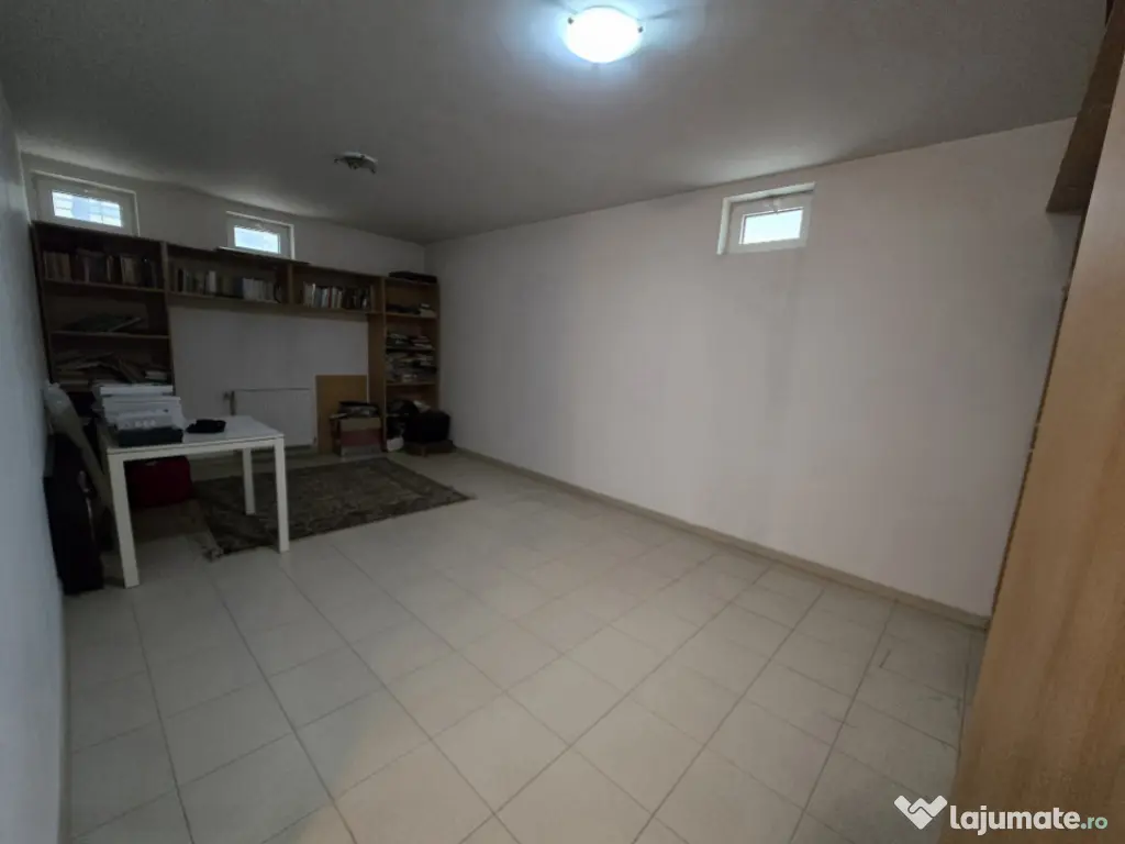 Apartament pe 2 etaje l curte de 187 mp HERASTRAU 