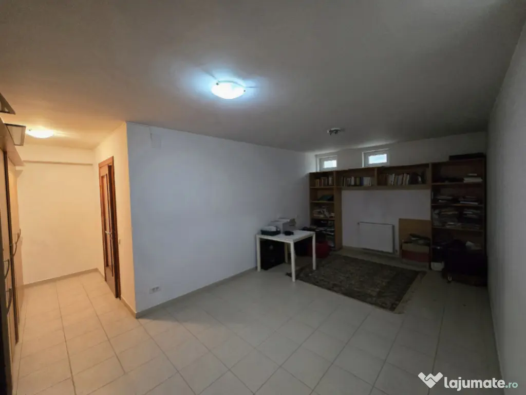 Apartament pe 2 etaje l curte de 187 mp HERASTRAU 