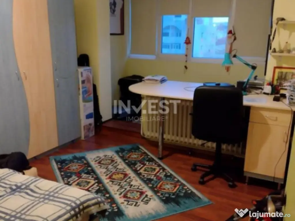 DE VANZARE-APARTAMENT 4 CAMERE-ALEXANDRU CEL BUN 