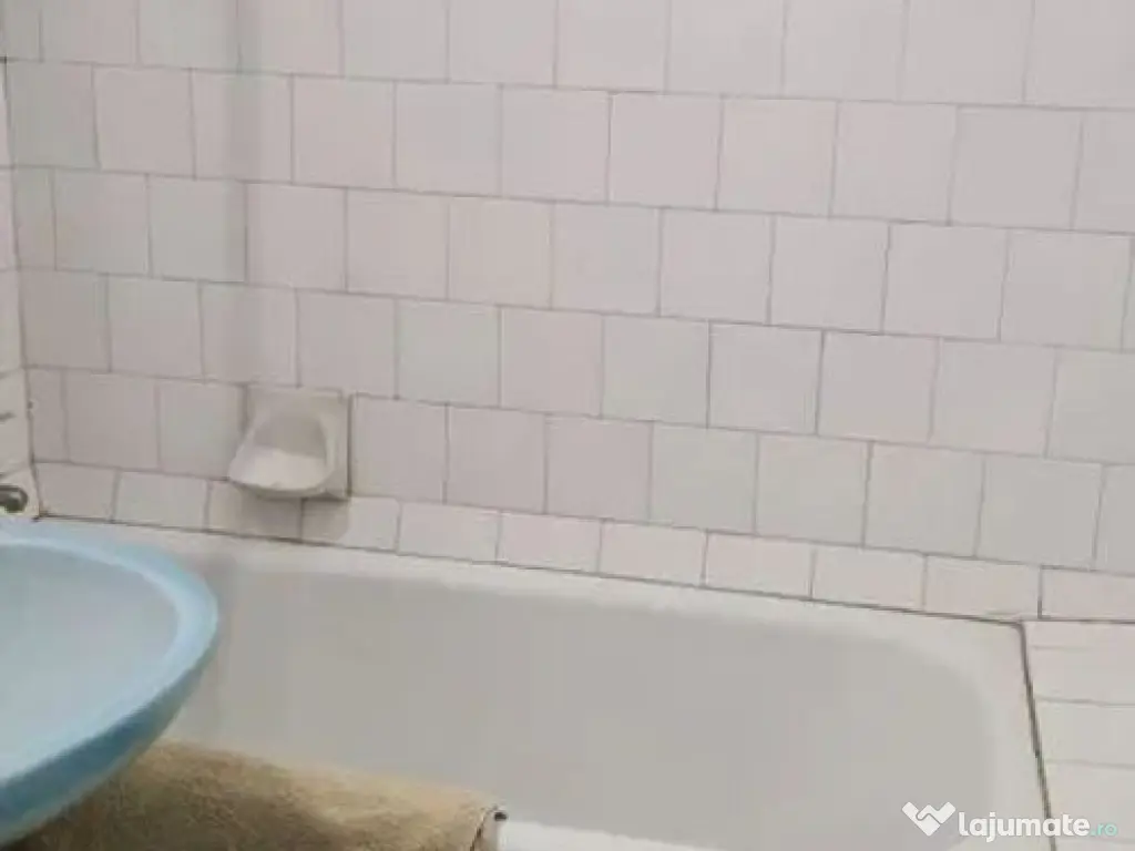 Apartament 2 camere decomandat zona Dacia 