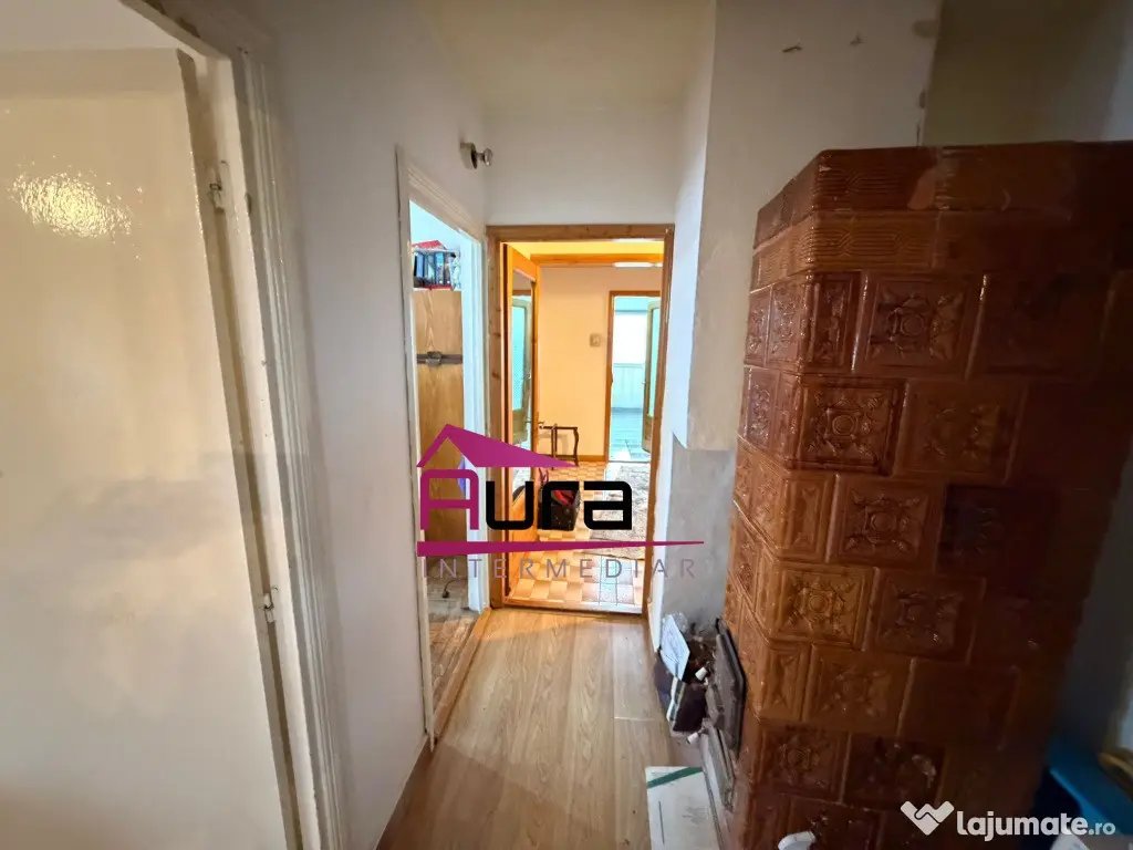 Apartament 4 camere zona C.E.C 