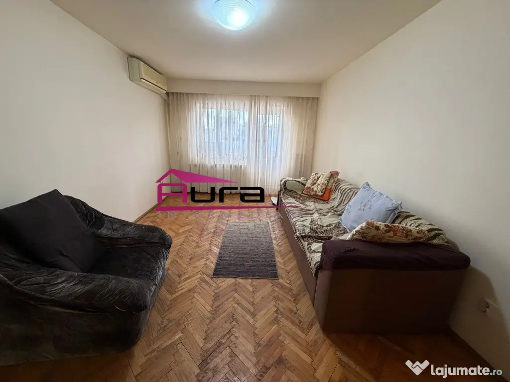 Apartament 4 camere zona C.E.C 