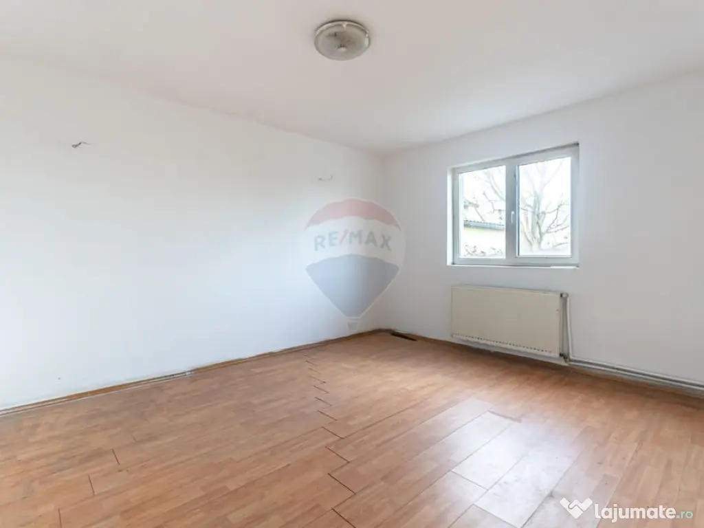 Casa de vanzare | 5 camere | Teren 1,100 mp | STUPINI | C... 