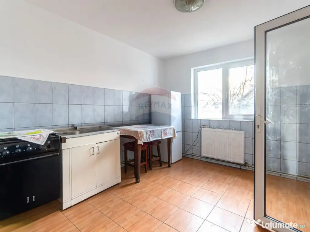 Casa de vanzare | 5 camere | Teren 1,100 mp | STUPINI | C... 