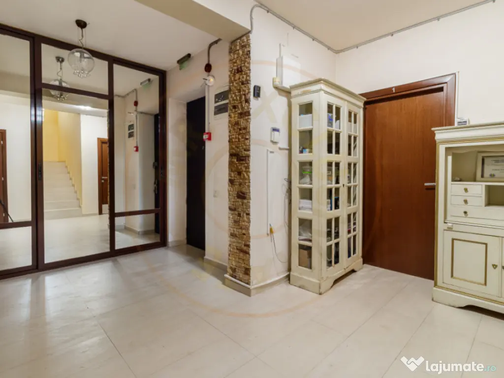 Apartament spațios în vilă – 217 mp utili, Tunari!