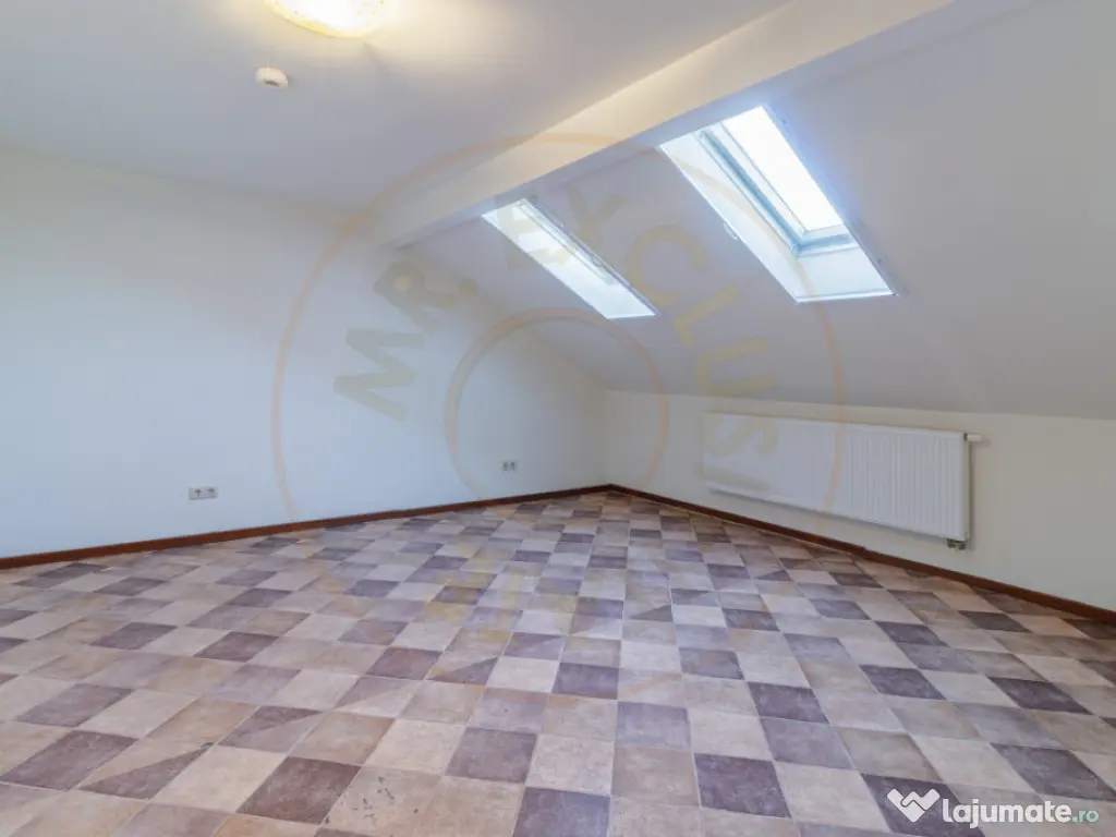 Apartament spațios în vilă – 217 mp utili, Tunari!