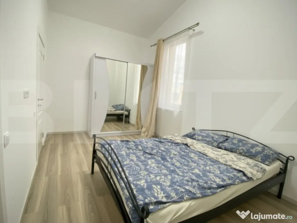 Casa pe calcan cu priveliste superba si compartimentare deos