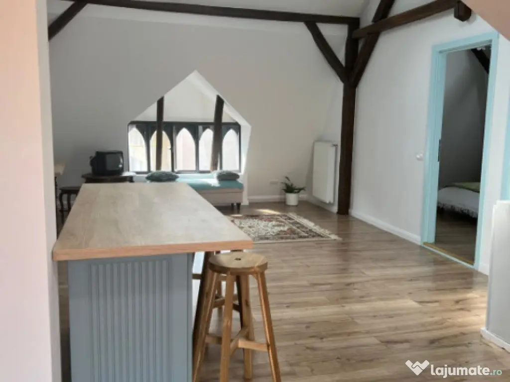 Duplex de vanzare, 220 mp, zona Centrul Vechi