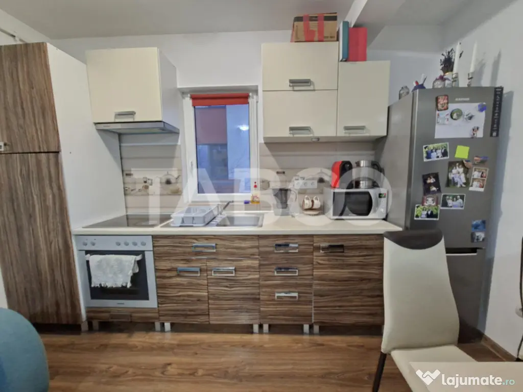 Apartament de vanzare 2 camere cu balcon etajul 1