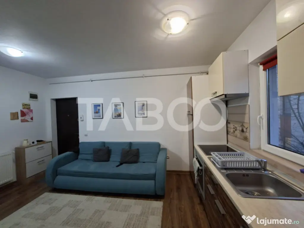 Apartament de vanzare 2 camere cu balcon etajul 1