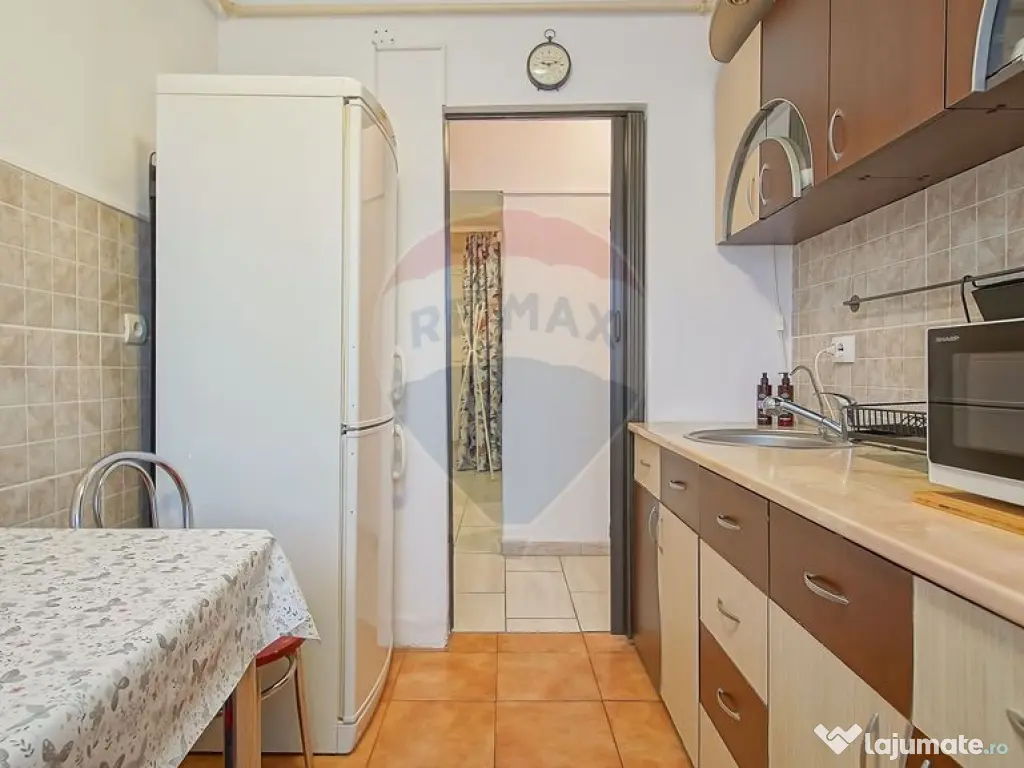 Apartament cu 3 camere de închiriat în zona Brasovul Vechi 