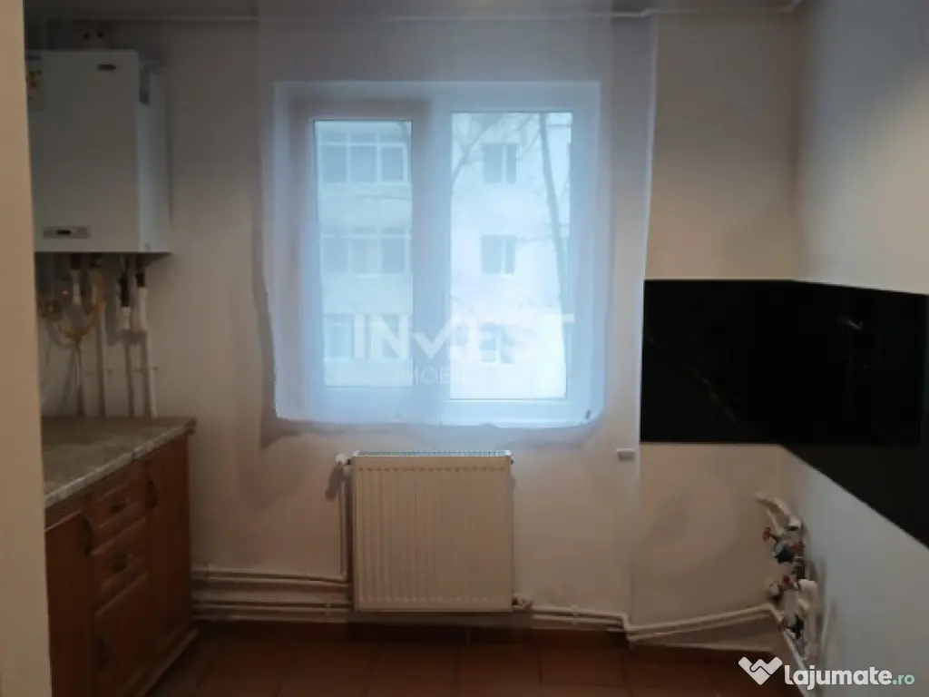 Apartament 3 camere-Etaj intermediar-Tatarasi-Liceul Alexand