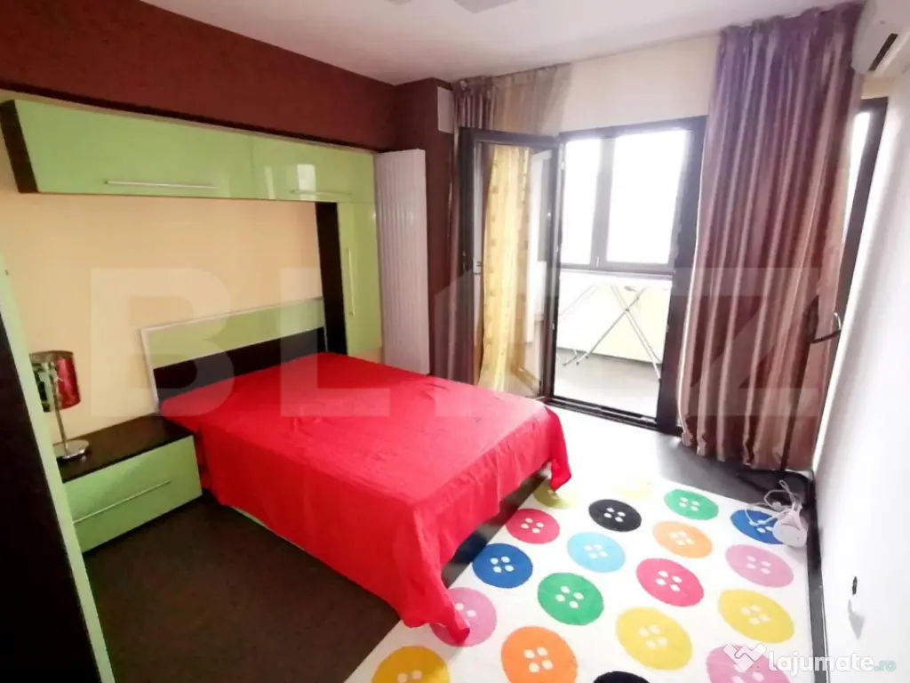 Apartament de 4 camere, 98 mp, centrala, aer conditionat, zo