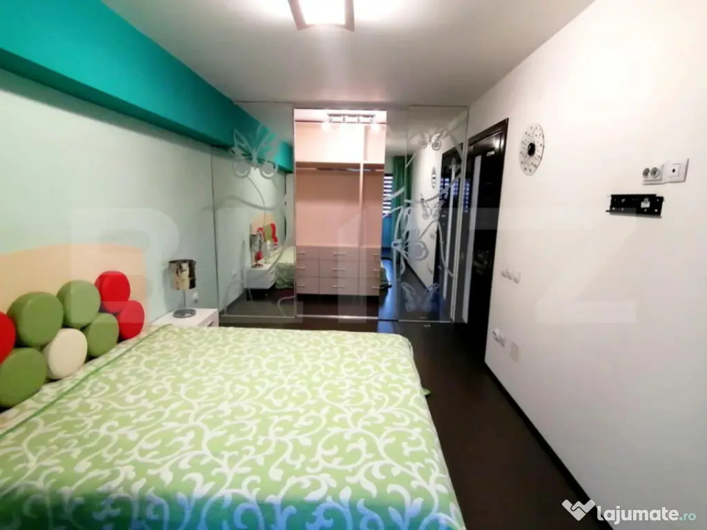 Apartament de 4 camere, 98 mp, centrala, aer conditionat, zo