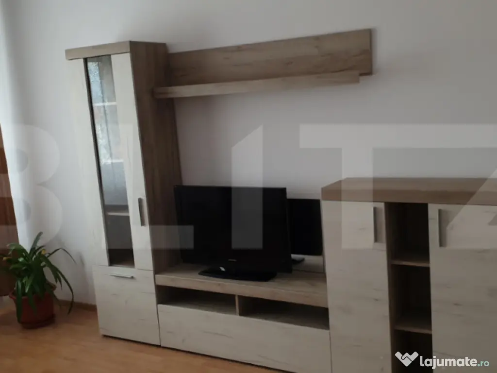 Apartament decomandat -zona Mall