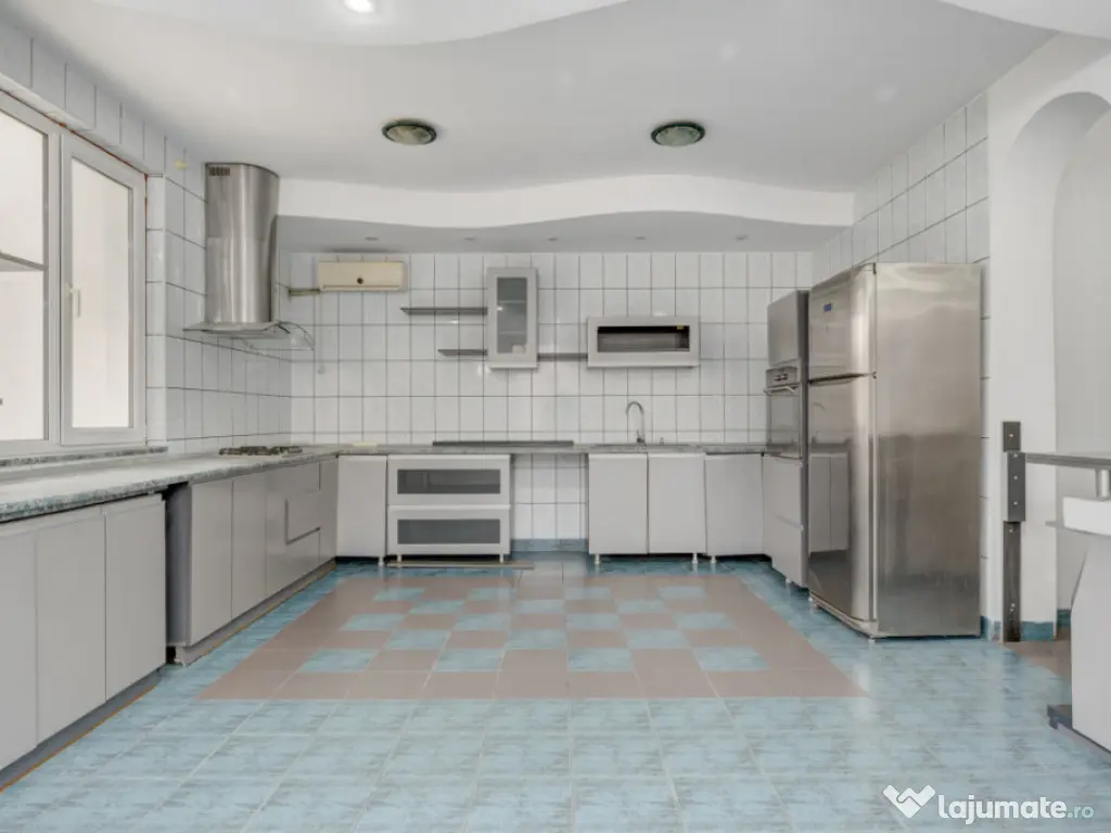 UVERTURII - CETATEA DE BALTA, VILA 436 MP UTILI, LOT 300 MP! 