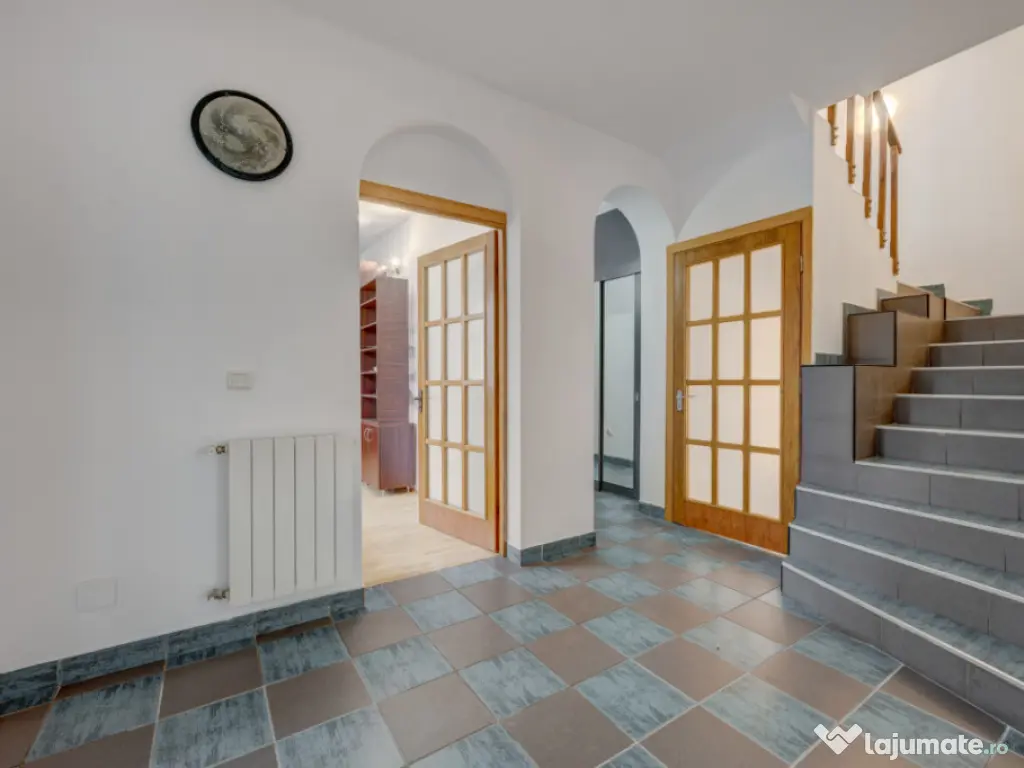 UVERTURII - CETATEA DE BALTA, VILA 436 MP UTILI, LOT 300 MP! 