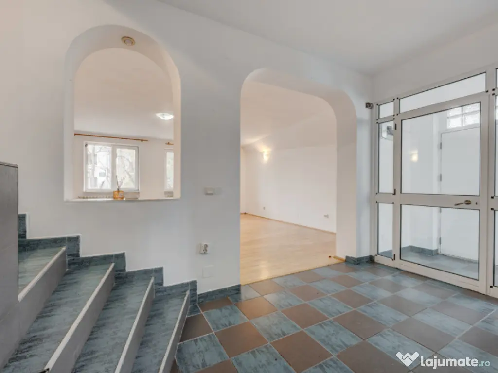 UVERTURII - CETATEA DE BALTA, VILA 436 MP UTILI, LOT 300 MP! 