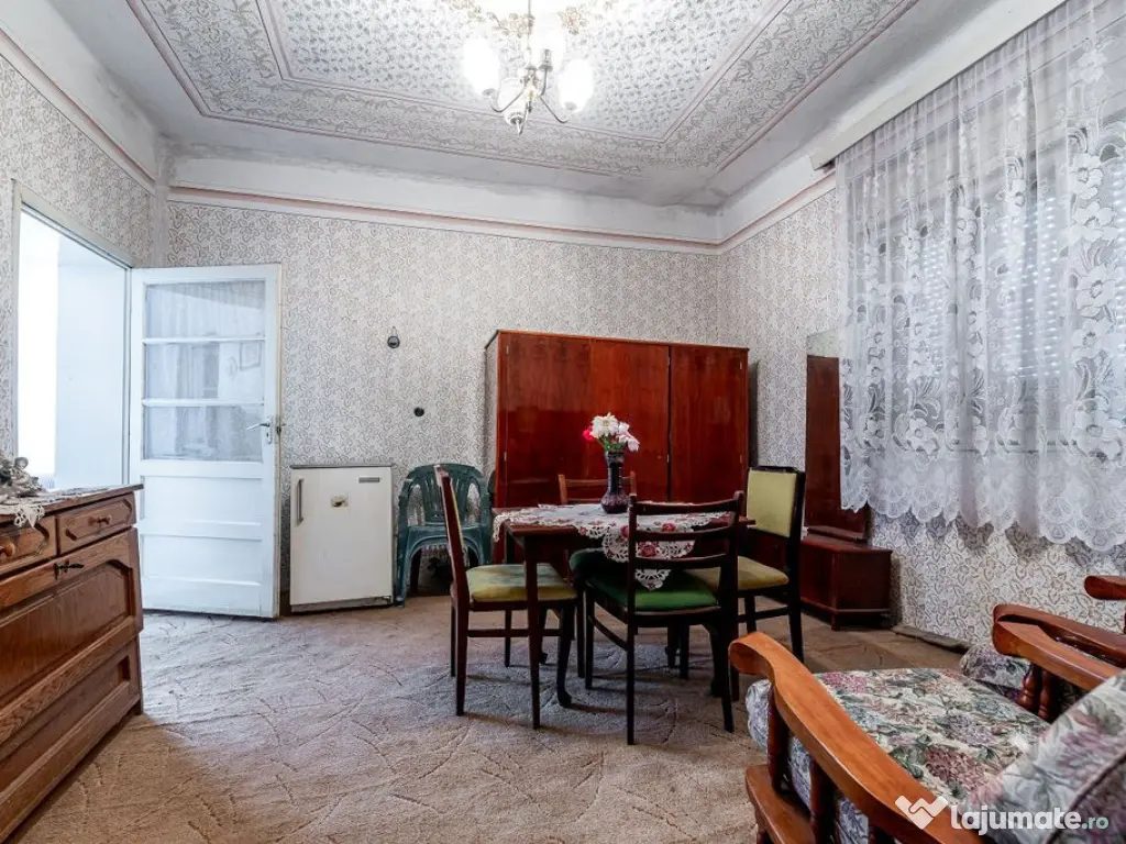 De vânzare Casă cu Grădină Generoasă in Dorobanți 