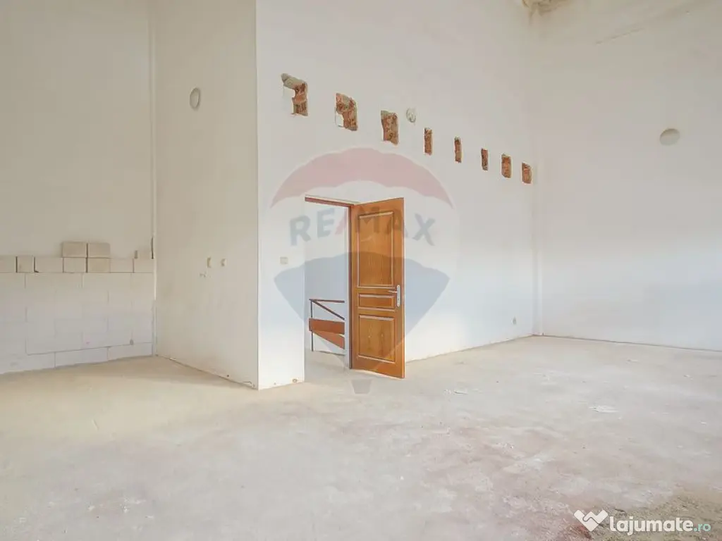 Spațiu industrial de 494mp de vânzare în zona Uzina 2 