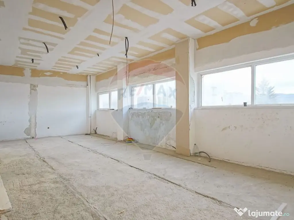 Spațiu industrial de 494mp de vânzare în zona Uzina 2 