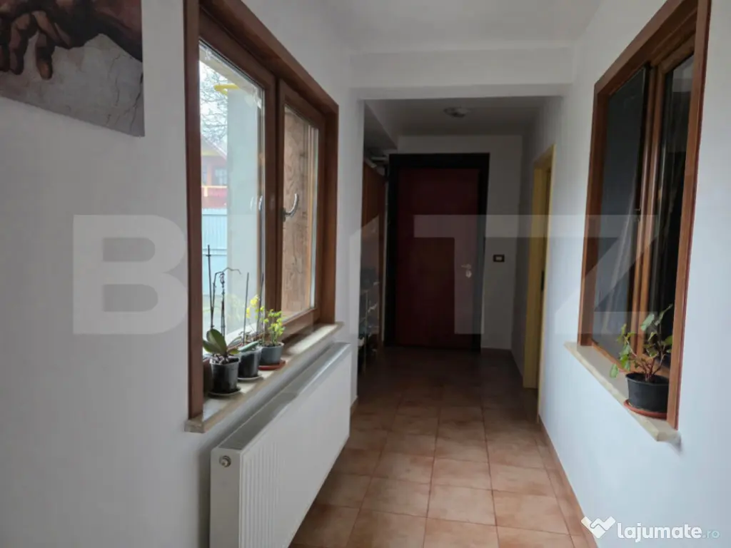 Casă cochetă cu grădină și garaj în Târgoviște