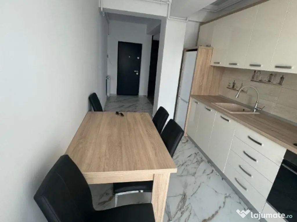 Ap 2 cam, str Fermelor, complex nou, et 1. Preț 480 eur/lună 