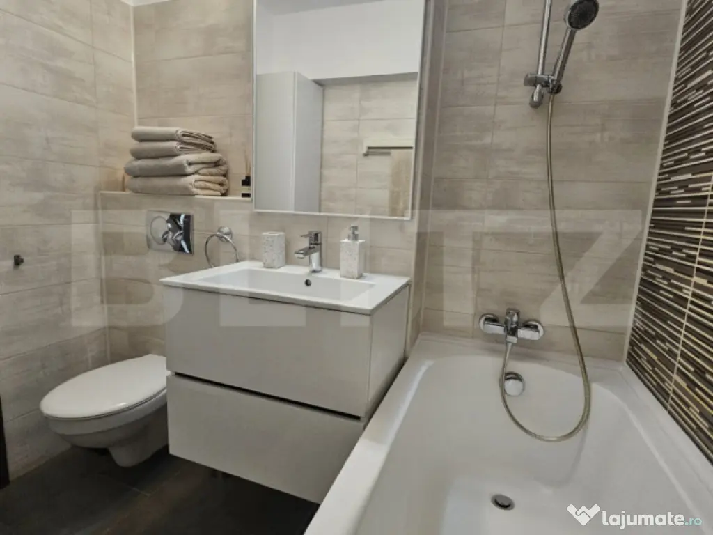 Apartament cu 3 camere, 83 mp, etaj 2, Craiovita Noua, zona