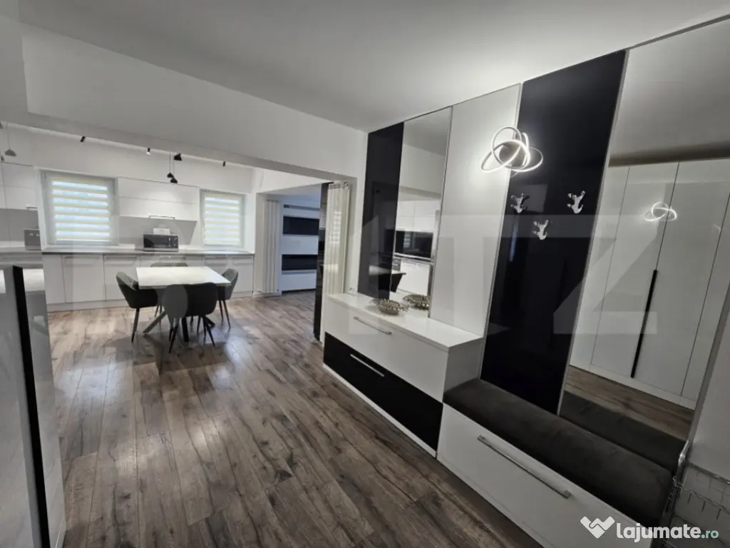 Apartament cu 3 camere, 83 mp, etaj 2, Craiovita Noua, zona