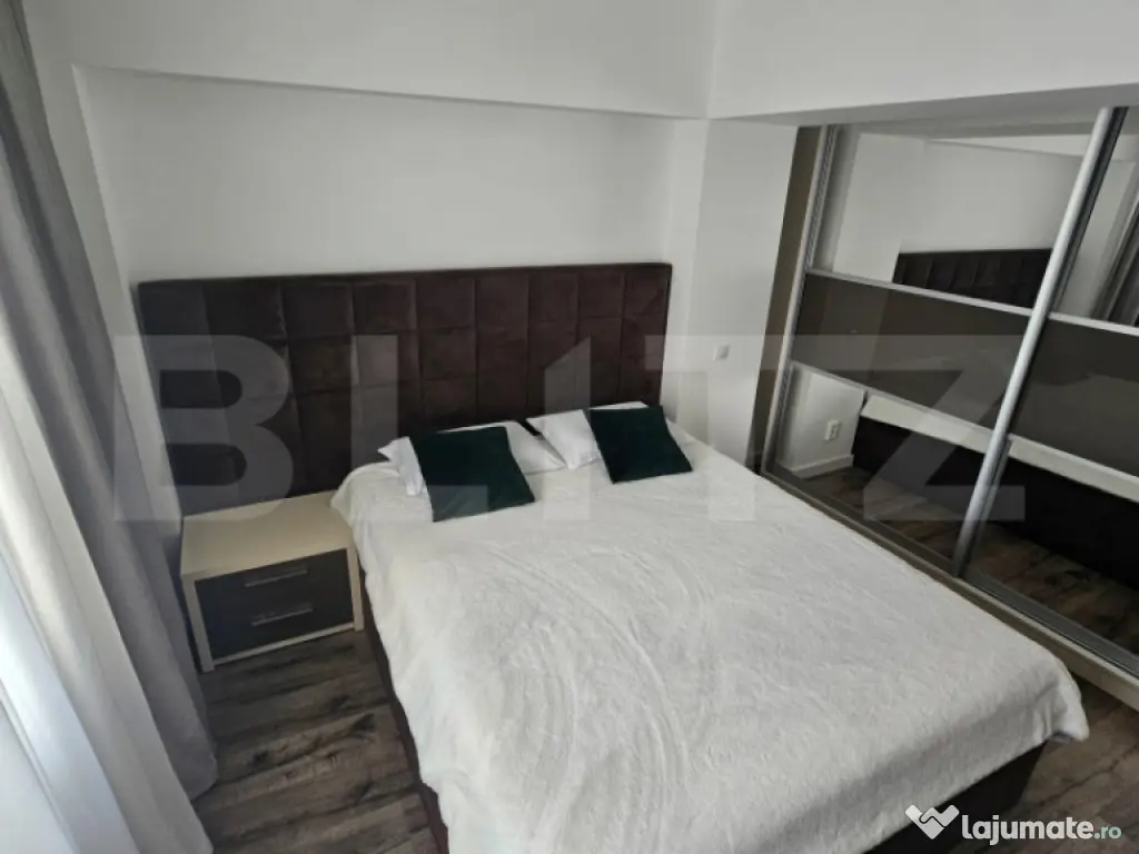 Apartament cu 3 camere, 83 mp, etaj 2, Craiovita Noua, zona
