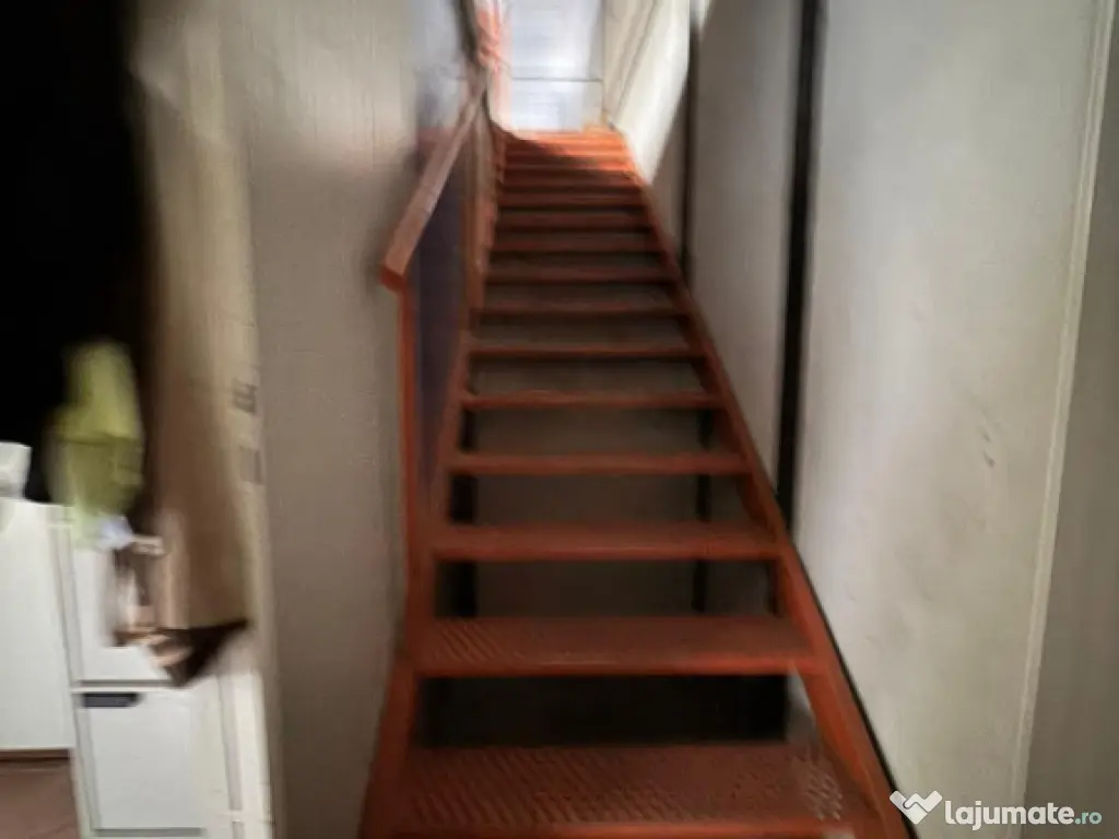 Hala de vanzare, 360 mp, zona Brestei