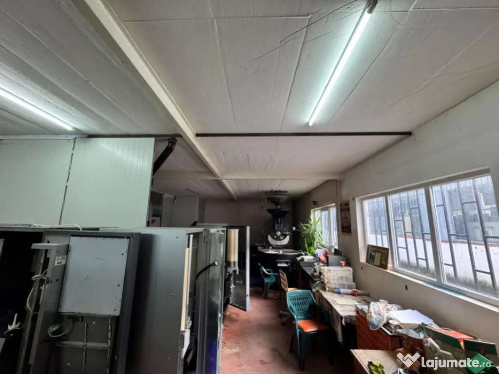 Hala de vanzare, 360 mp, zona Brestei