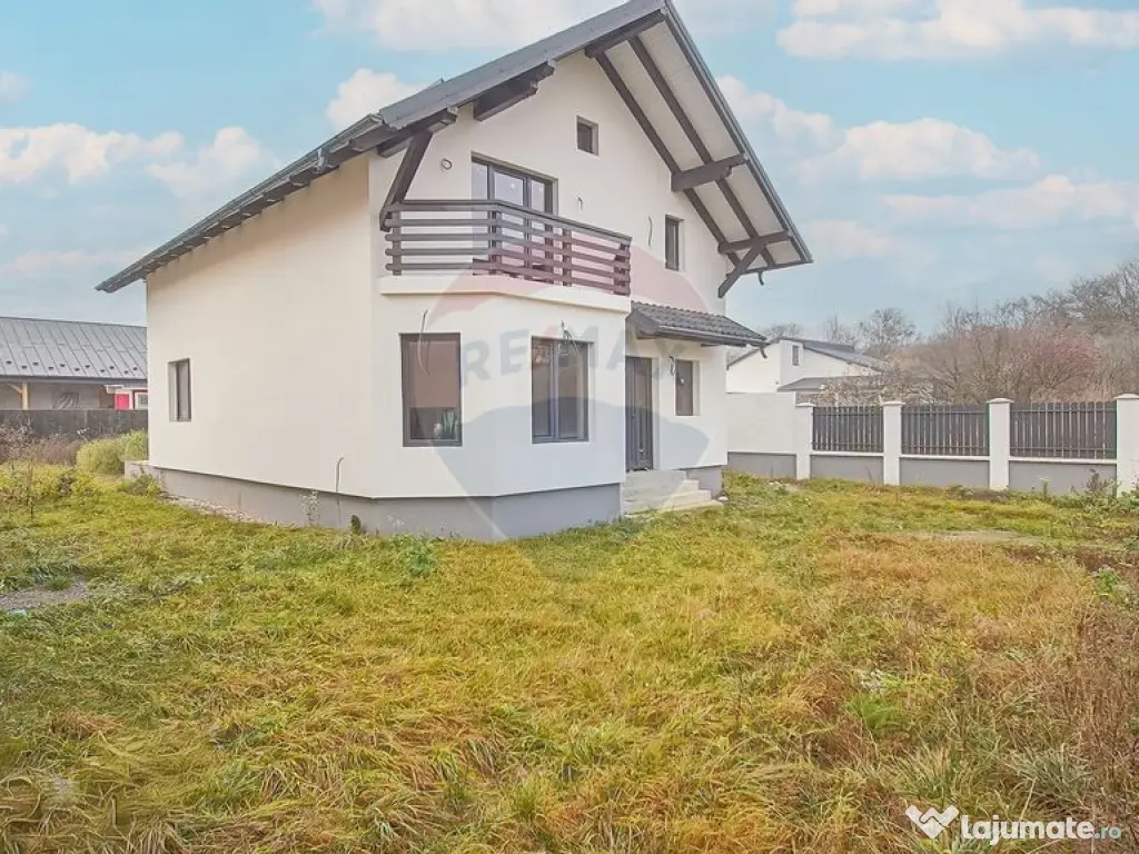 Casă Individuală 5 Camere în Tărlungeni – Zonă Cen... 