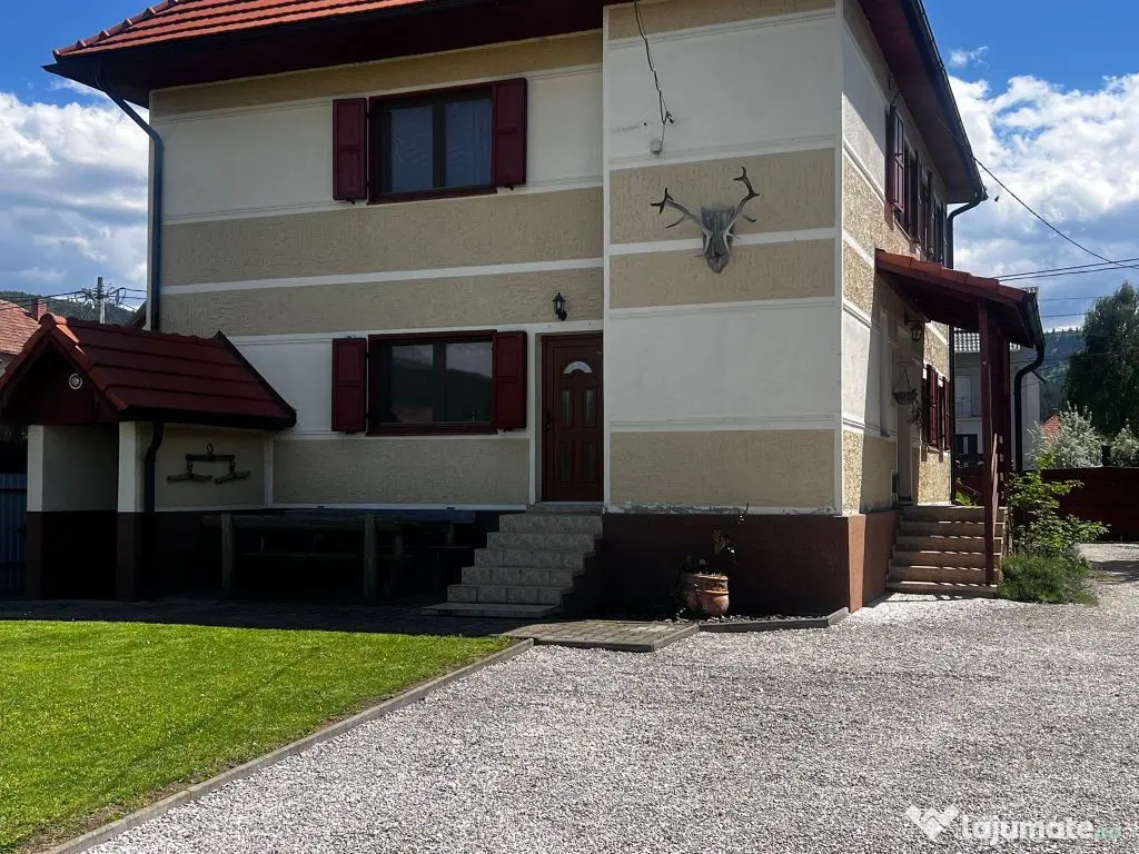 Ocazie unică! Casă de vânzare în stațiunea Covasna! 