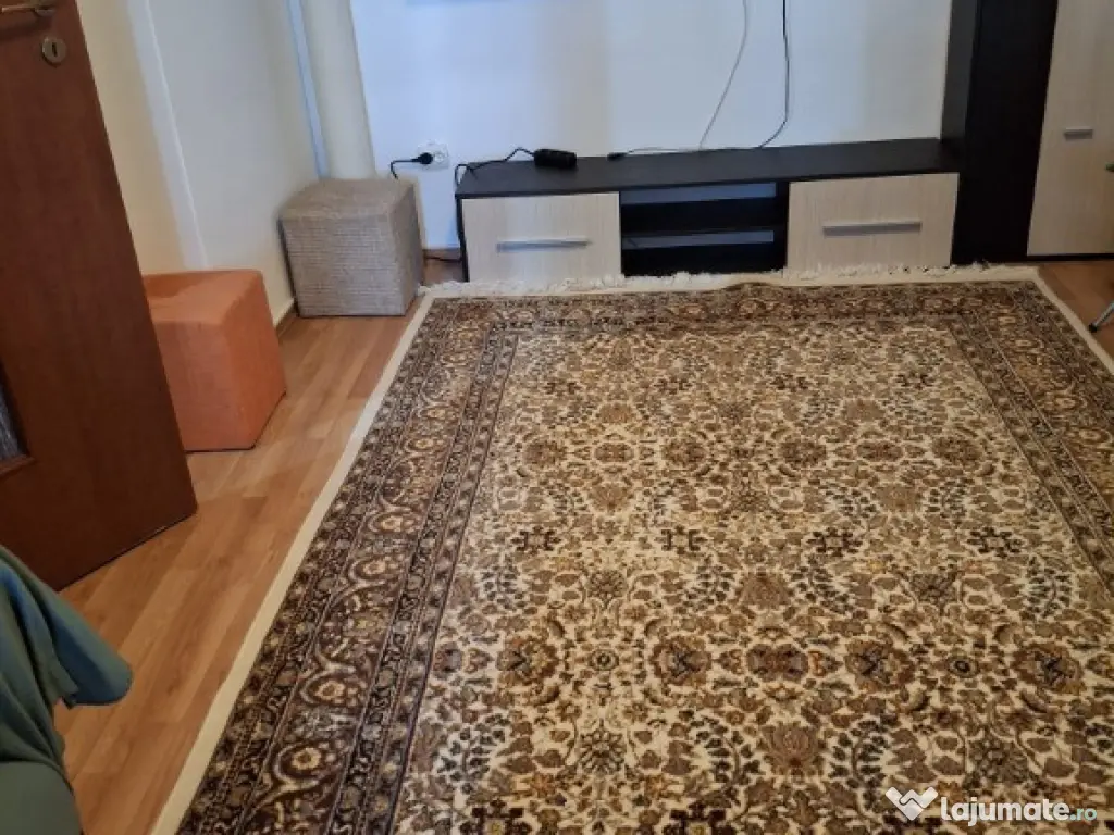 Apartament 2 camere zona H.Diana