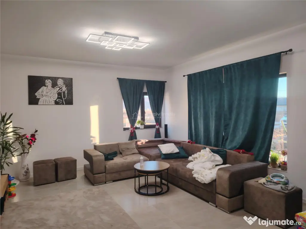 Casa constructie 2025 situata in cartier rezidential, vecina 