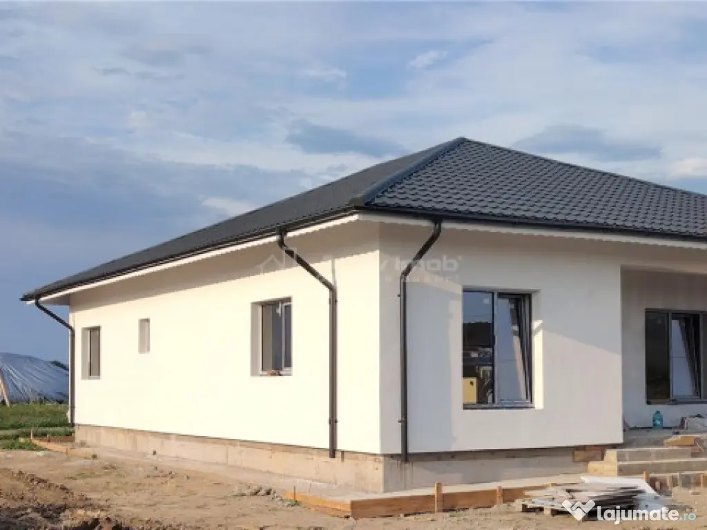 Casa constructie 2025 situata in cartier rezidential, vecina 