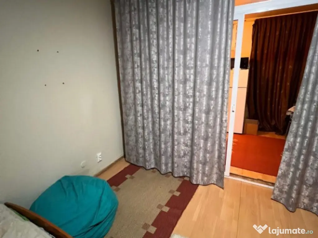 Garsoniera Manastur-zona Pta Flora 