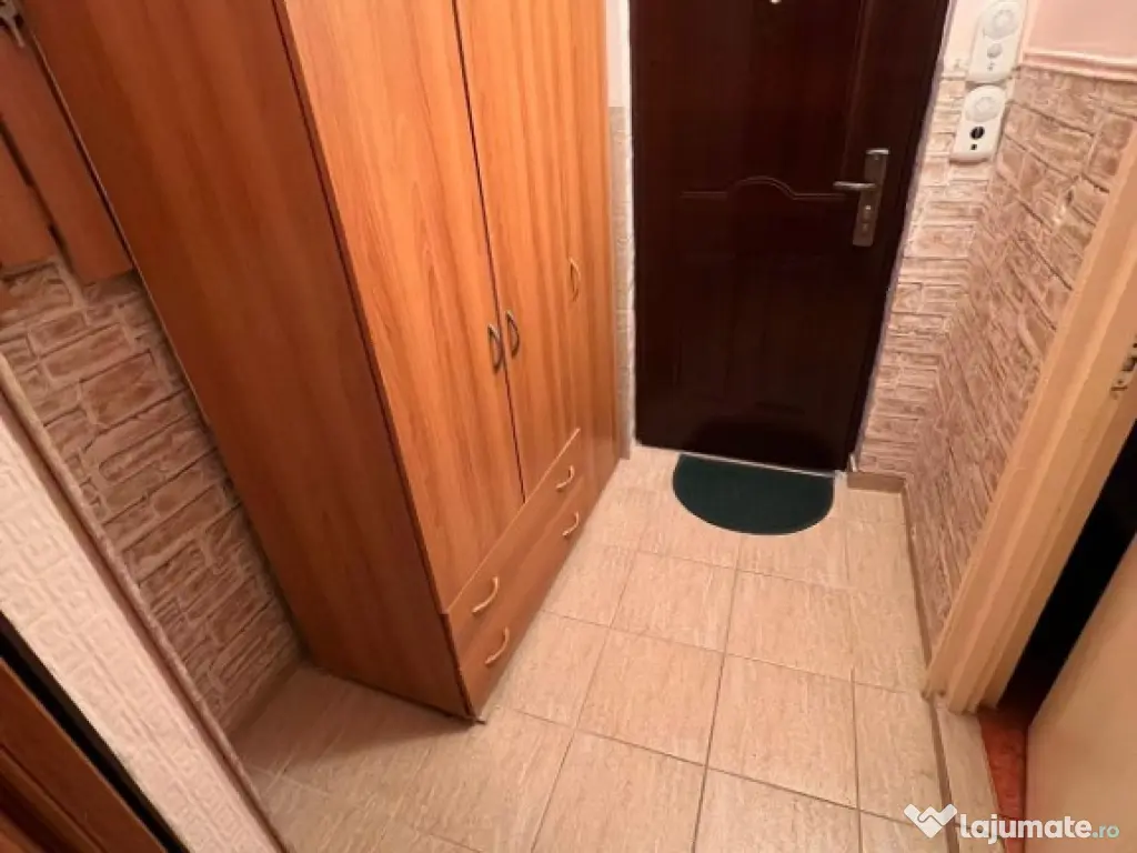 Garsoniera Manastur-zona Pta Flora 