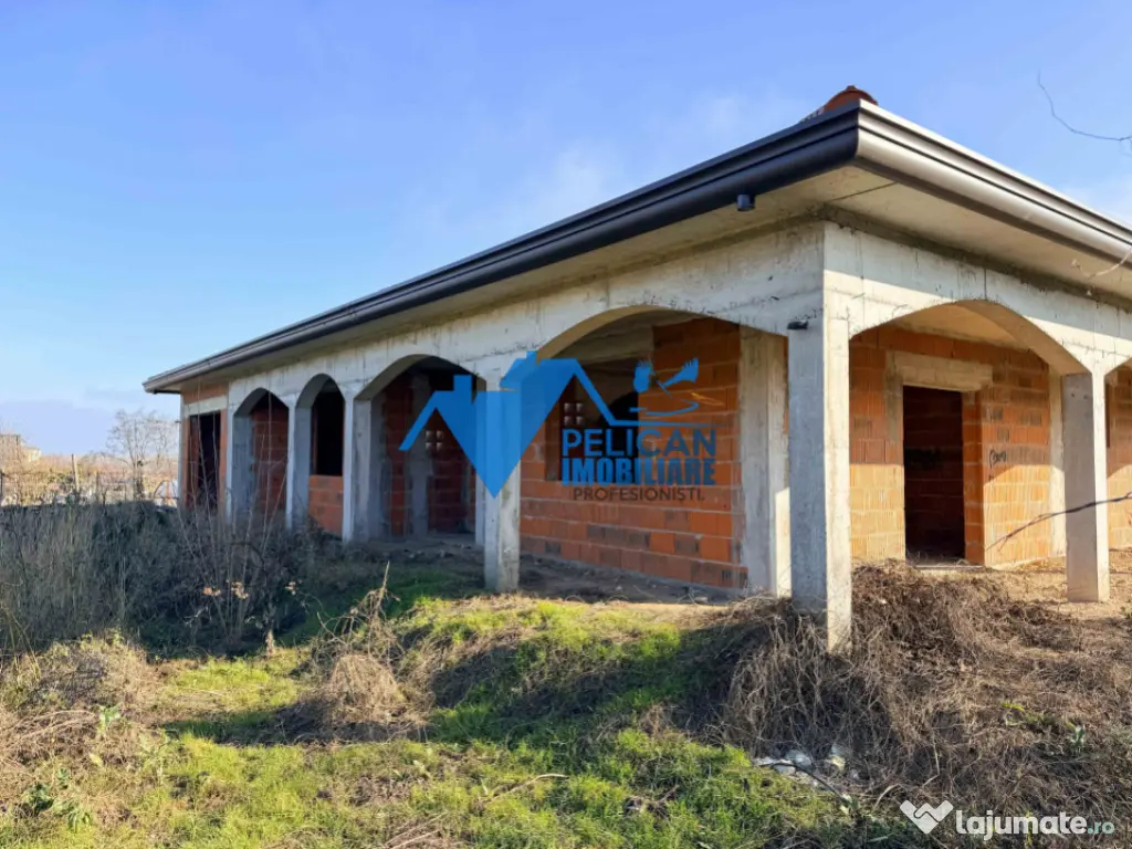 Vila LA ROSU in MAHMUDIA - DELTA DUNARII, teren 1376MP 