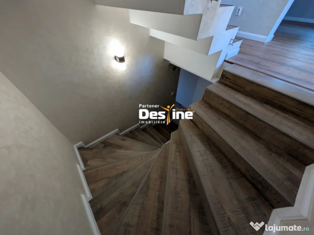 Casă design Nordic D+P+1+POD stil Scandinav 160 mpU și 800 