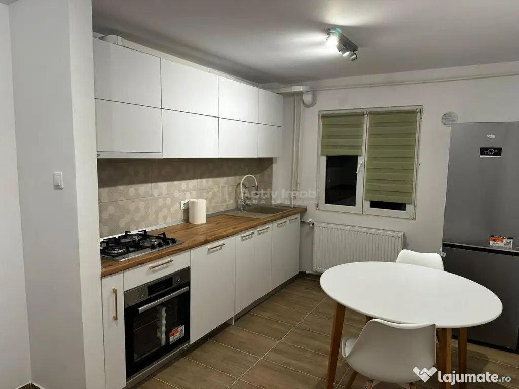 Metrou Aparatorii Patriei - 2 camere - recent renovat - loc 