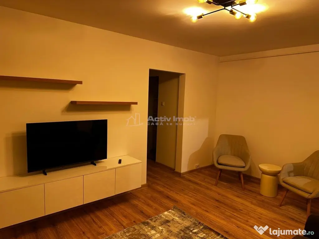 Metrou Aparatorii Patriei - 2 camere - recent renovat - loc 