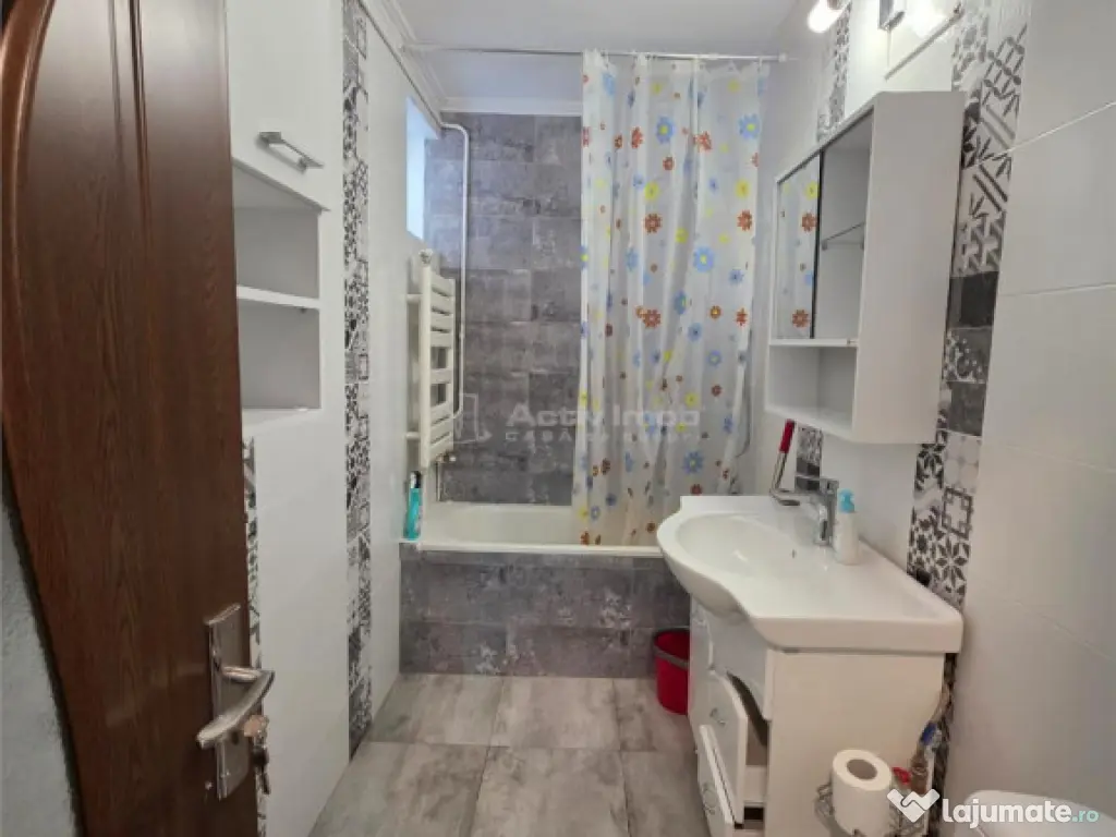 3 camere - centrala termica - 1 Decembrie - Titan