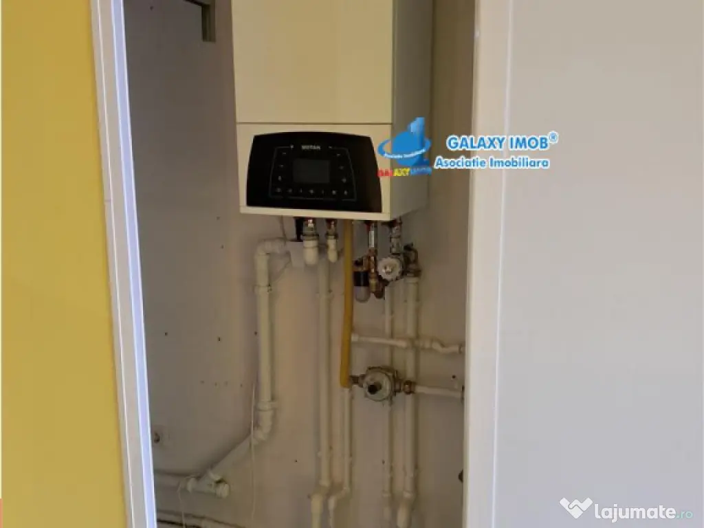 De Inchiriat Spatiu 100 mp PARTER NORD- stradal 