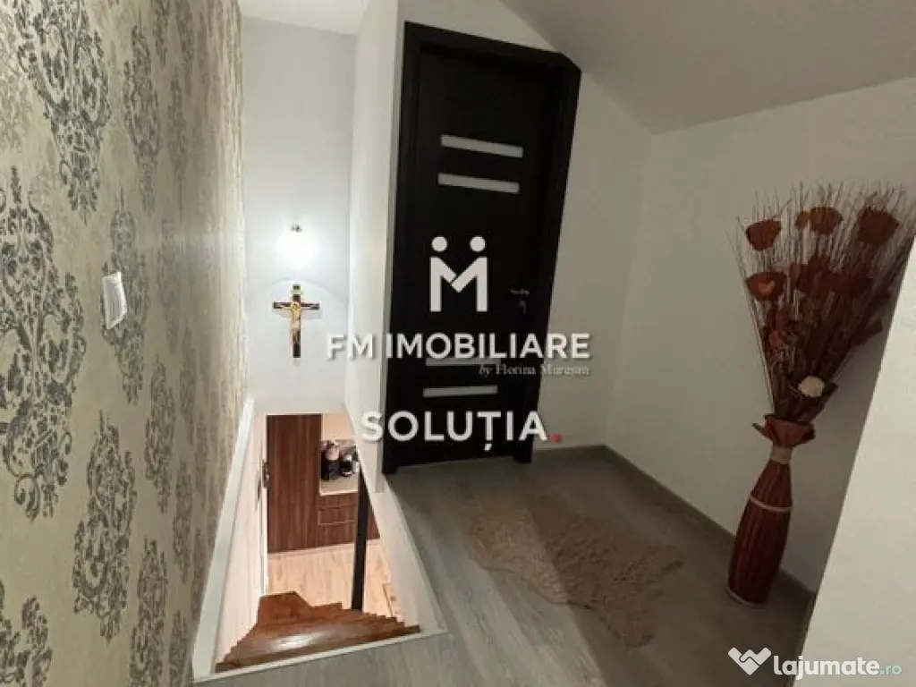 Apartament Ultracentral de vanzare pe Două Niveluri 