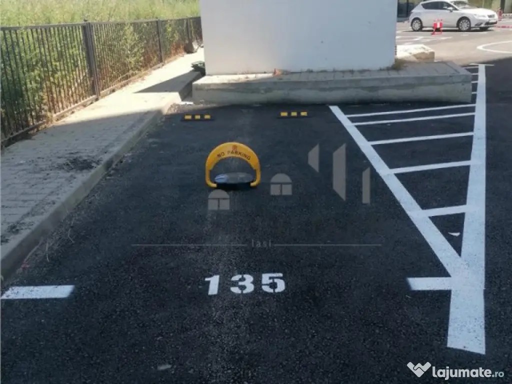 Apartament 3 camere zona CUG 