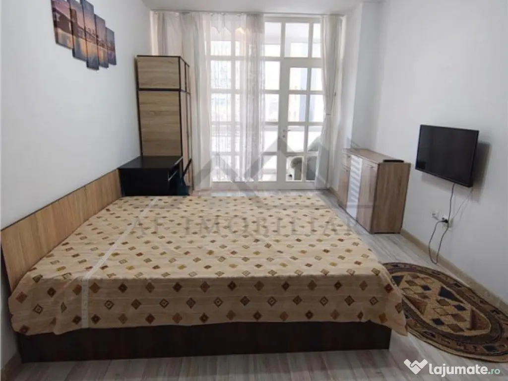 Apartament 3 camere zona CUG 