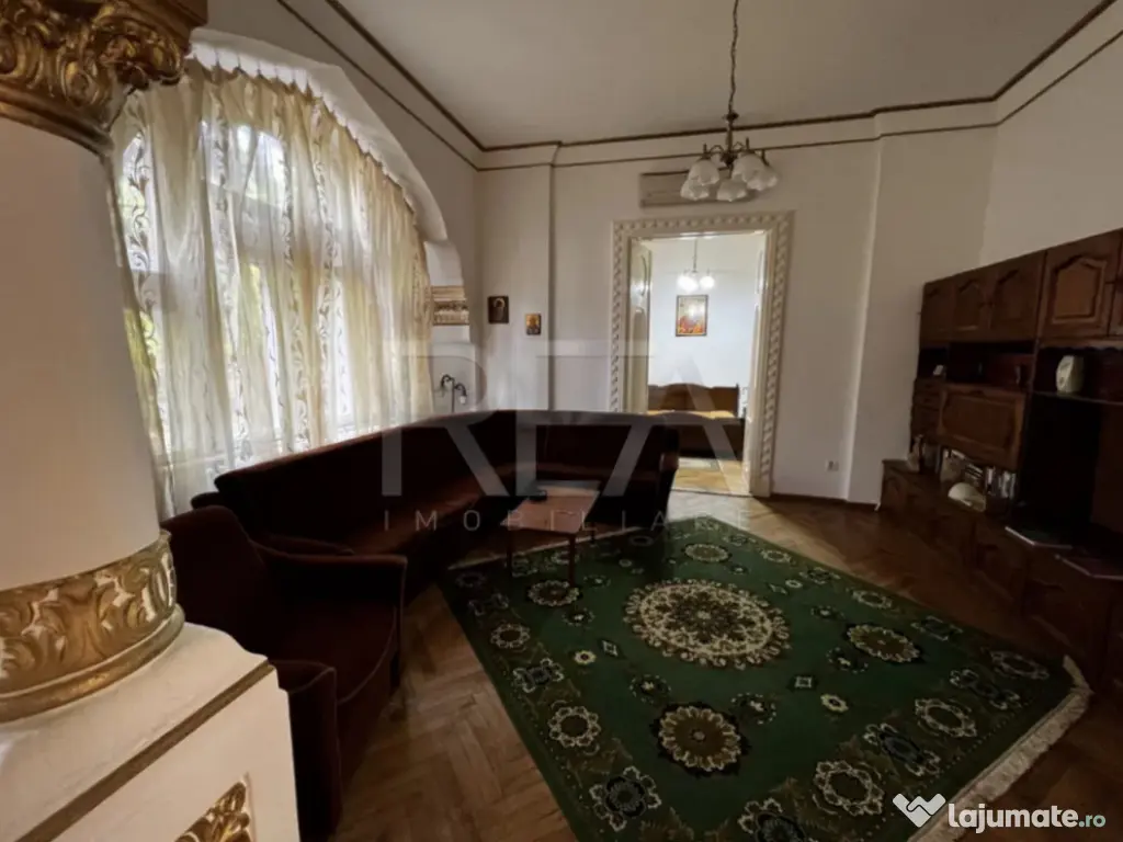 3 Camere | Piata Victoriei | Parter în vilă interbelică