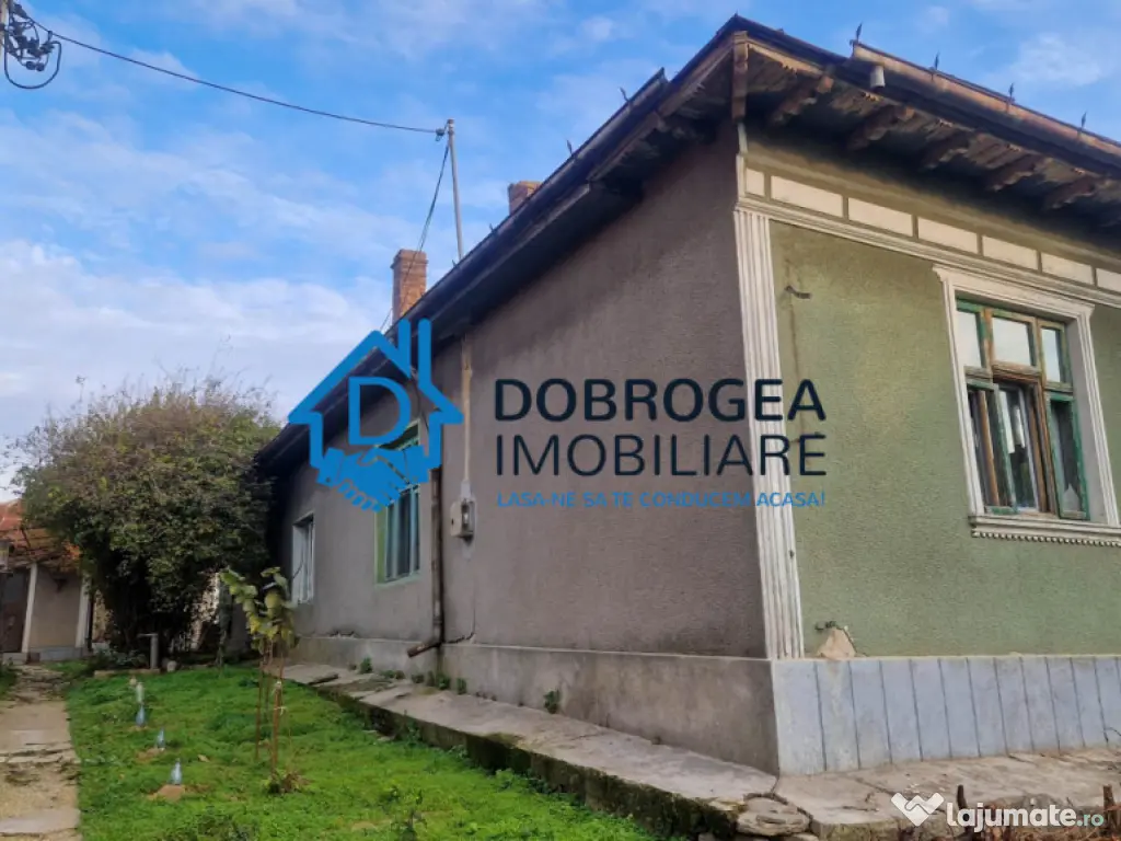 CASA DEMOLABILA ,TEREN 733 MP, DESCHIDERE STRADALA 11,5 ML